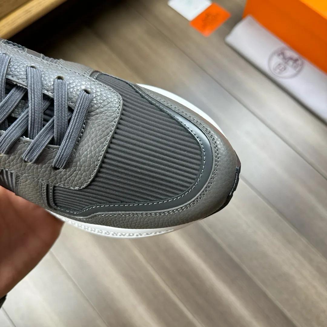 [HERMES] Hermès men's shoes 💰520💰 - High-end quality original order - Upper: 🔝 tumbled calfskin, high mercerized striped fabric, sewn brand H totem - Lining: water-dyed cowhide - Outsole: ultra-light T men's shoes 💰U foam rubber; two-color molded outsole - Super high quality control, fine workmanship: highlighted (high-end, luxury, grade) -Size :38-44, (45, customized)